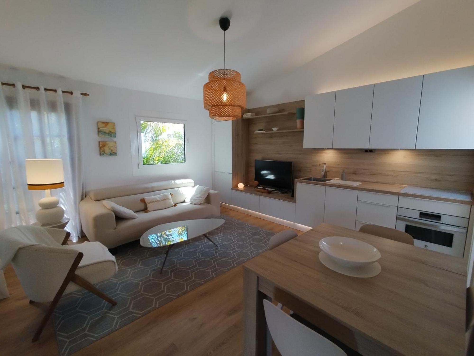 Tropical Con Piscina Y Aire Acondicionado Casa vacanze
